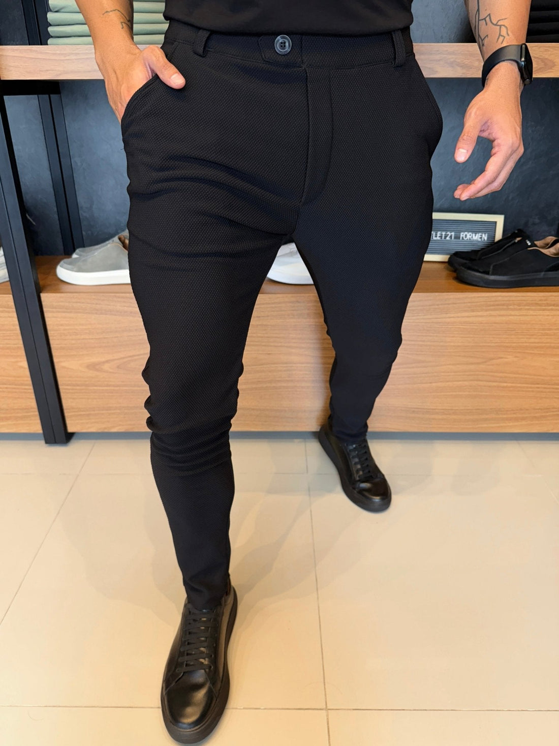 Granitto Textured Trousers – Black | Zip-Free Design