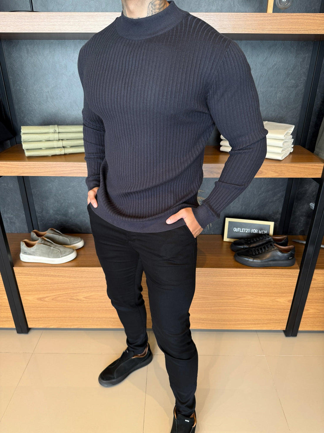 Ribbed Premium Cashmere Wool Jumper – Charcoal | Mid-Neck